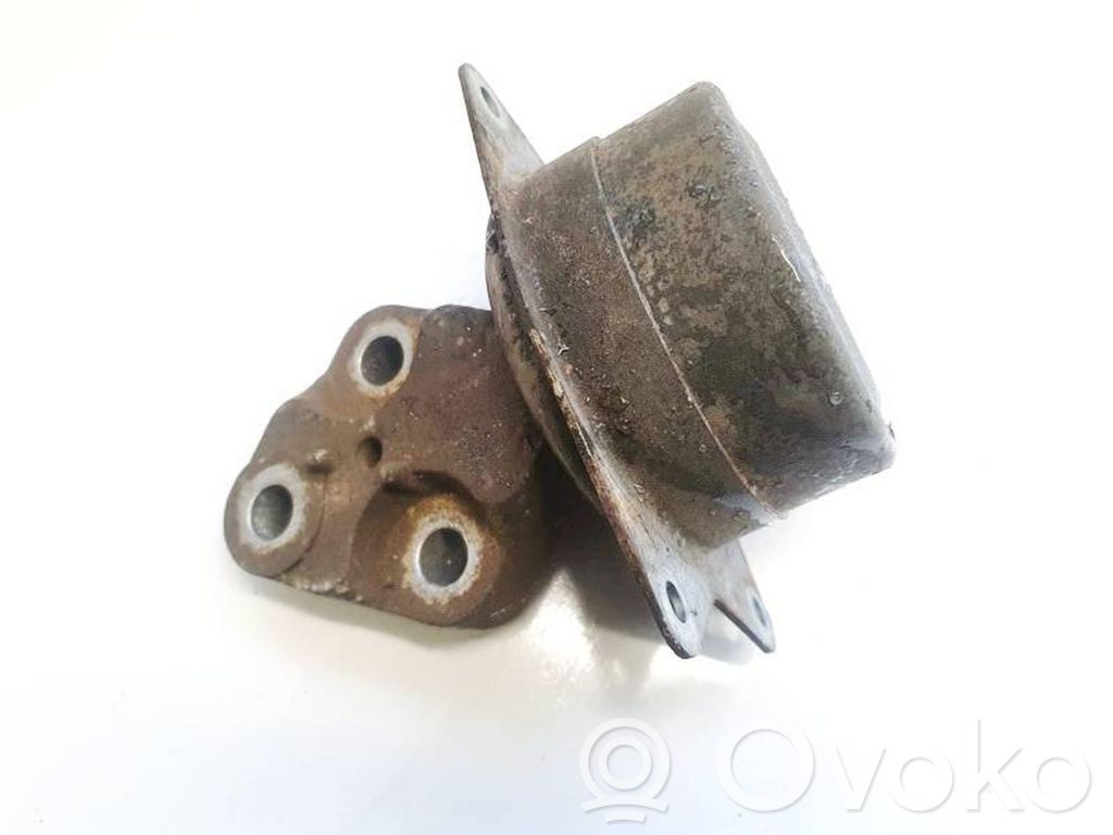 Opel Vectra C Engine mount bracket 