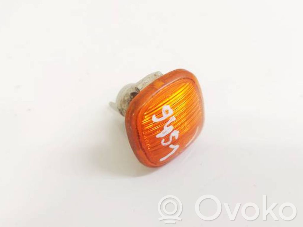 Audi A4 S4 B5 8D Indicatore di direzione del parafango anteriore 