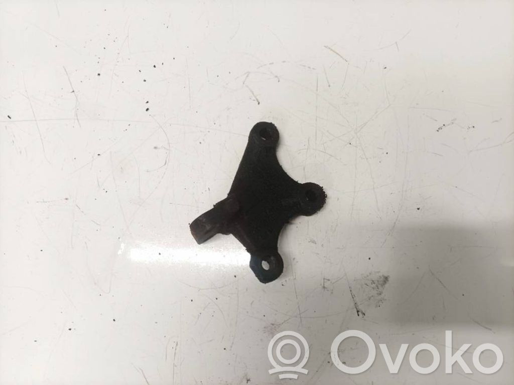 Engine mounting bracket   6K685AE,6K685AE
