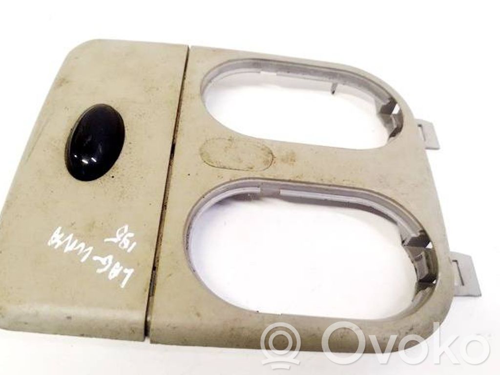 Renault Laguna I Luz del asiento delantero 