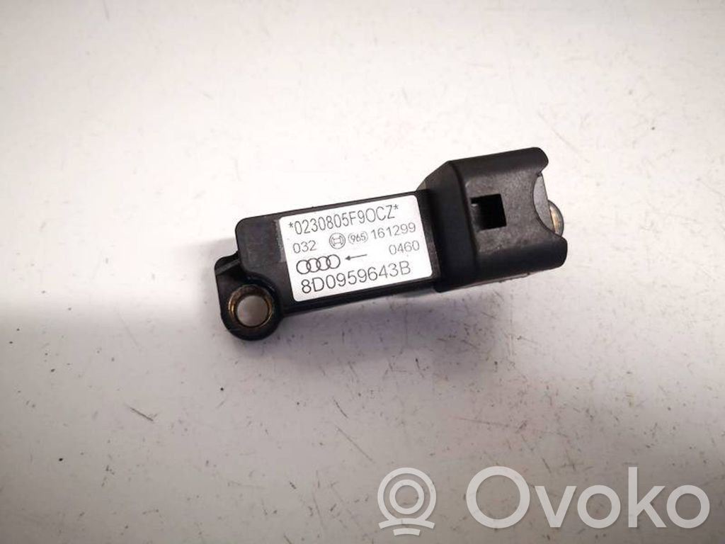 Audi A4 S4 B5 8D Sensore d’urto/d'impatto apertura airbag 