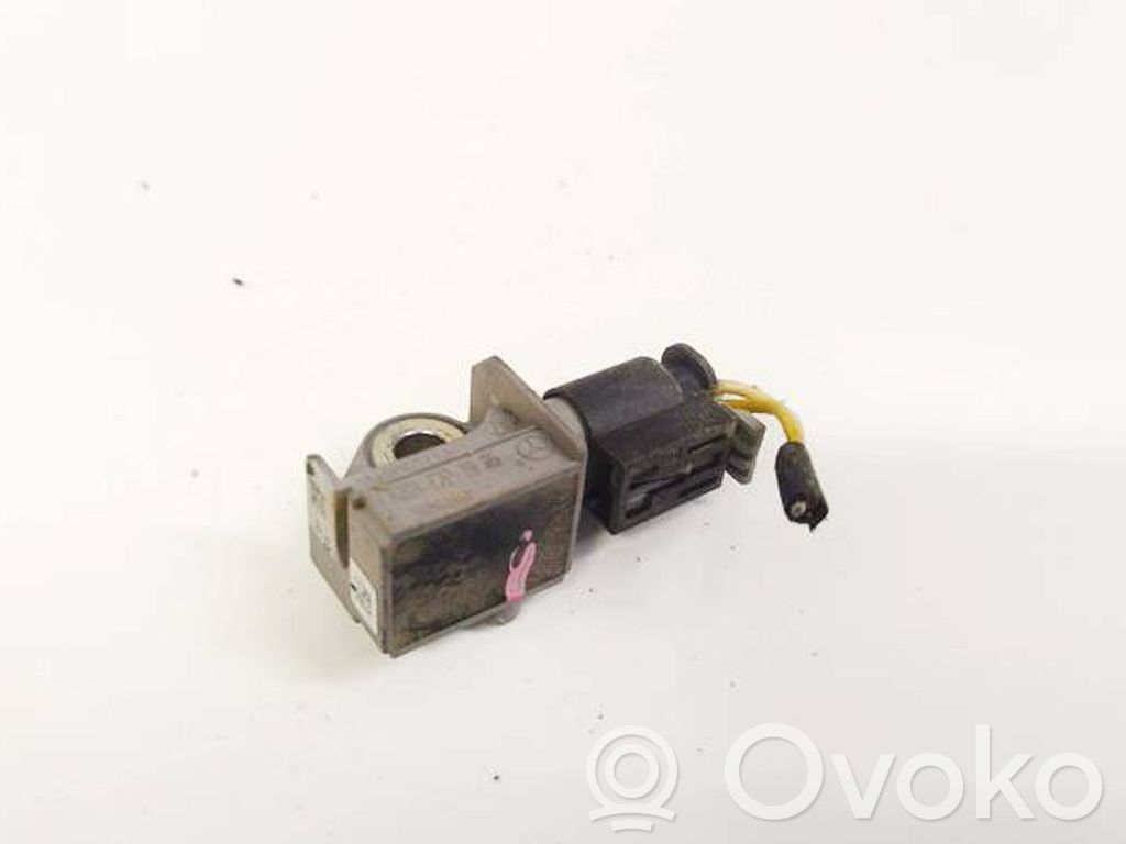 Sensor impacto/accidente para activar Airbag   04896011AB,A2048201985,04896011AB,A2048201985