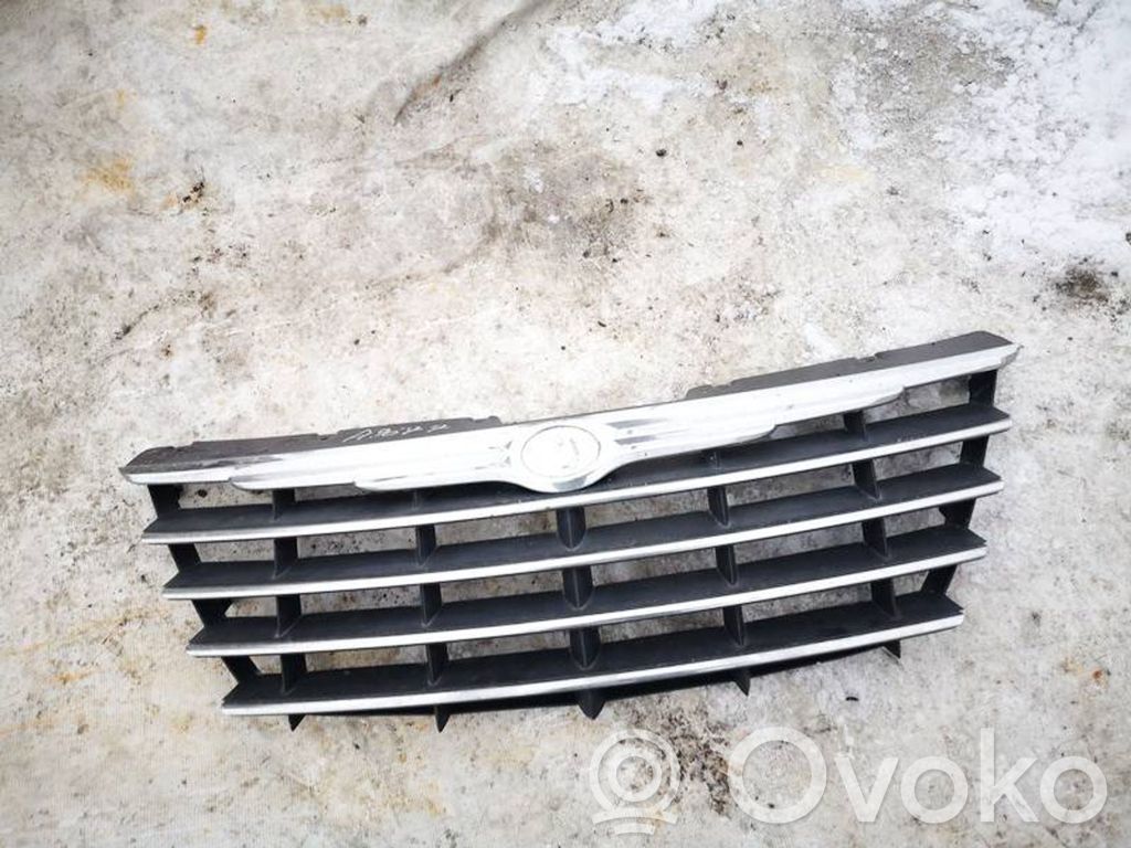 Chrysler Grand Voyager IV Etusäleikkö 