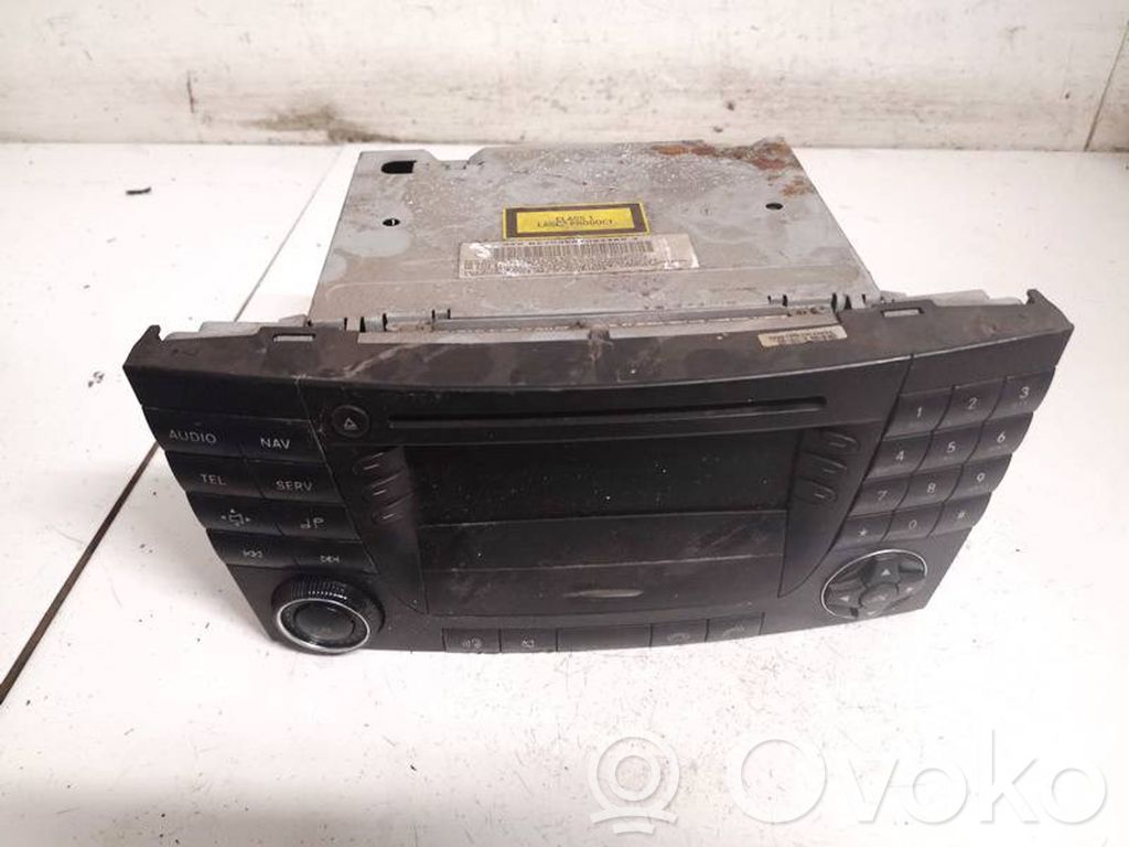 Mercedes-Benz E W211 Unità principale autoradio/CD/DVD/GPS