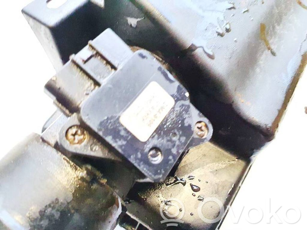 Toyota Yaris Przepływomierz masowy powietrza MAF 