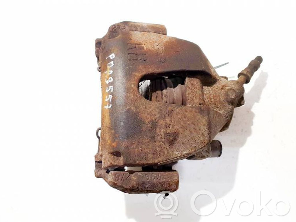 Caliper de freno delantero   814,814