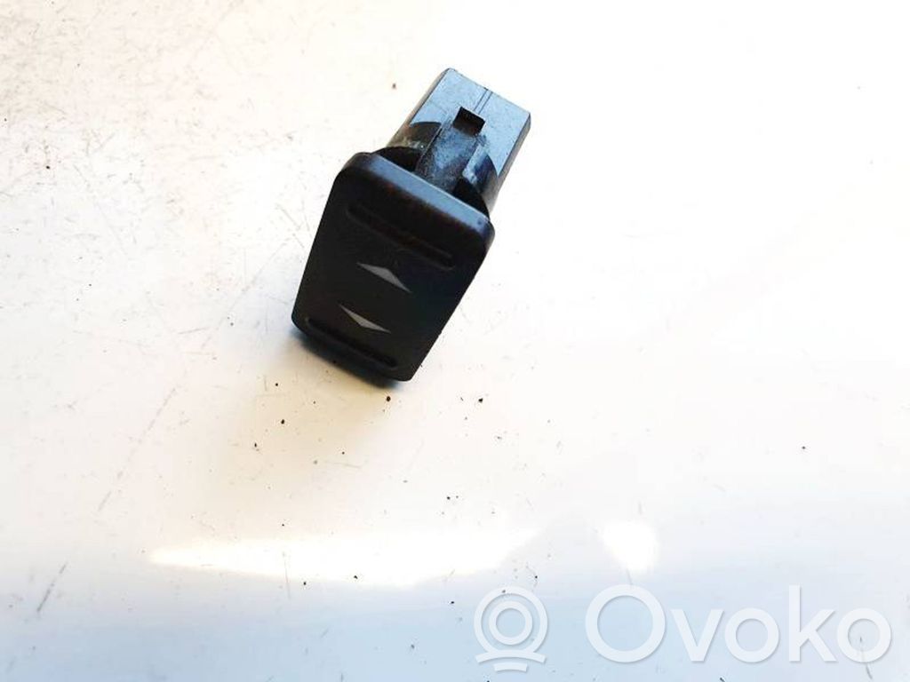 Ford Mondeo MK IV Przyciski szyb 