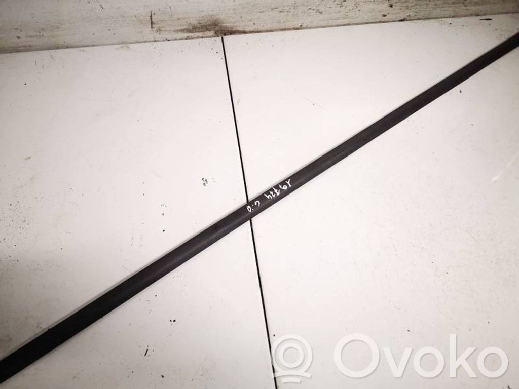 Opel Zafira A Listwa drzwi tylnych 
