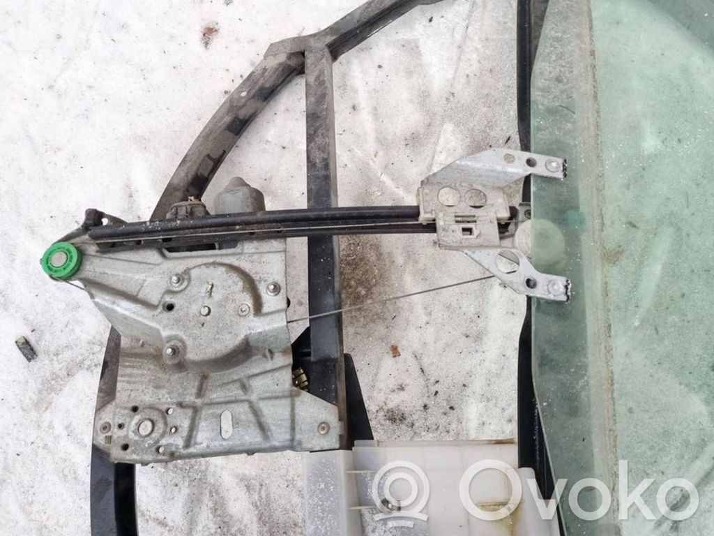 Audi A4 S4 B5 8D Elektryczny podnośnik szyby drzwi bocznych / przesuwnych 