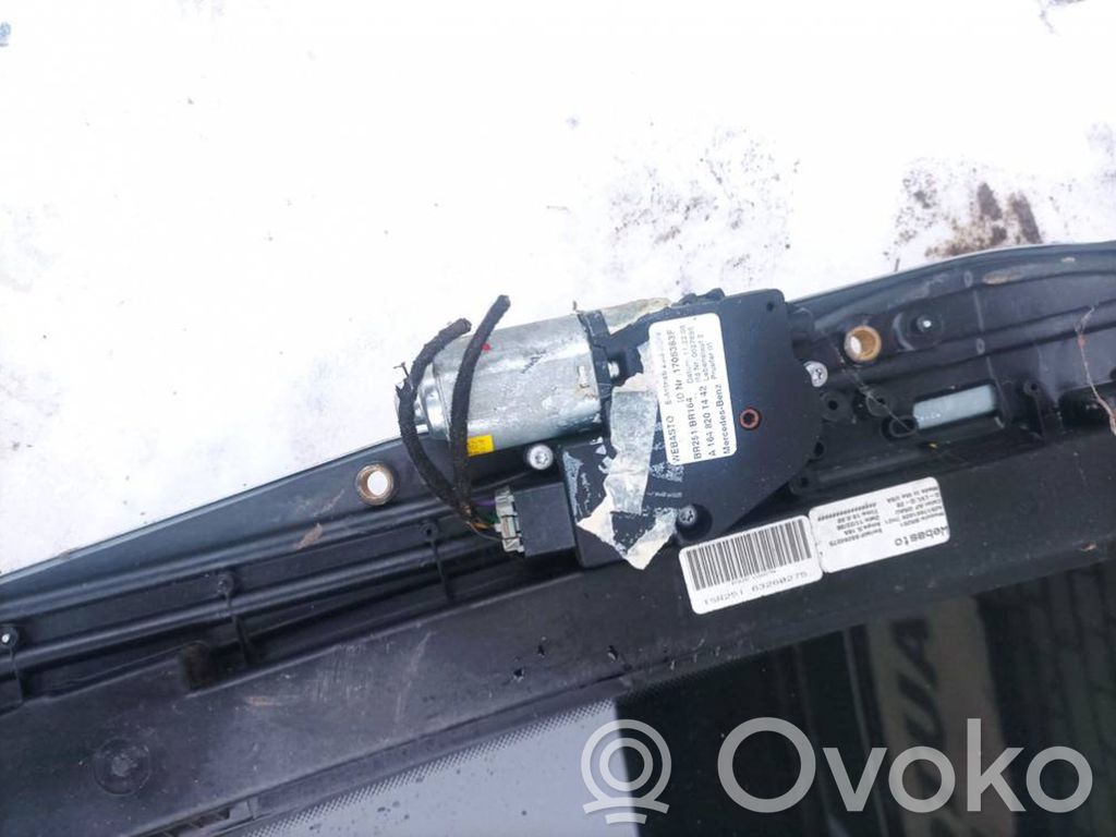 Moottori/käyttölaite   A1648201442,1705363F,1705363F,A1648201442