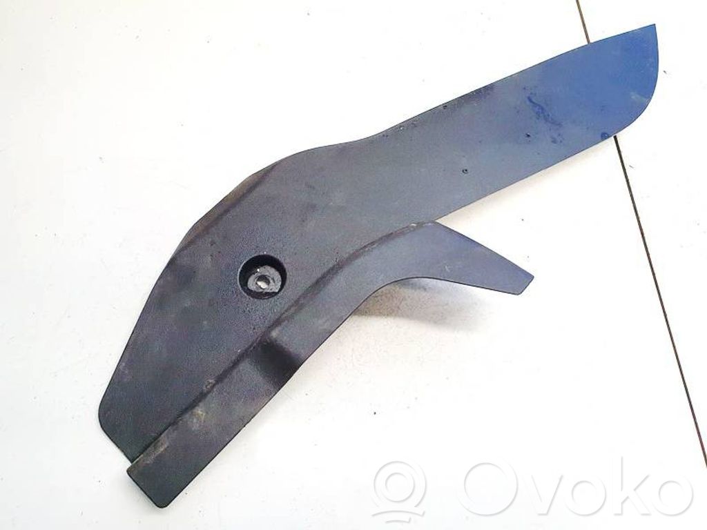 Autres pièces intérieures   8011A070,8011A070