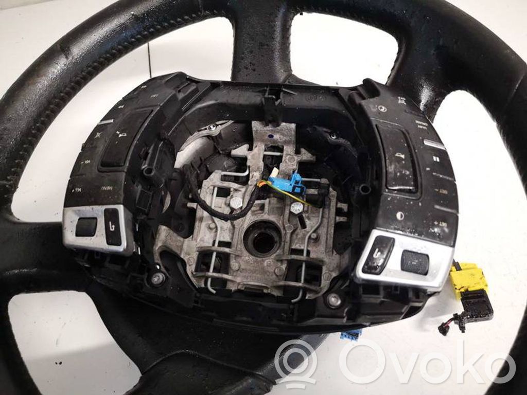 Butoane/comutatoare pe volan   608004900,608004900