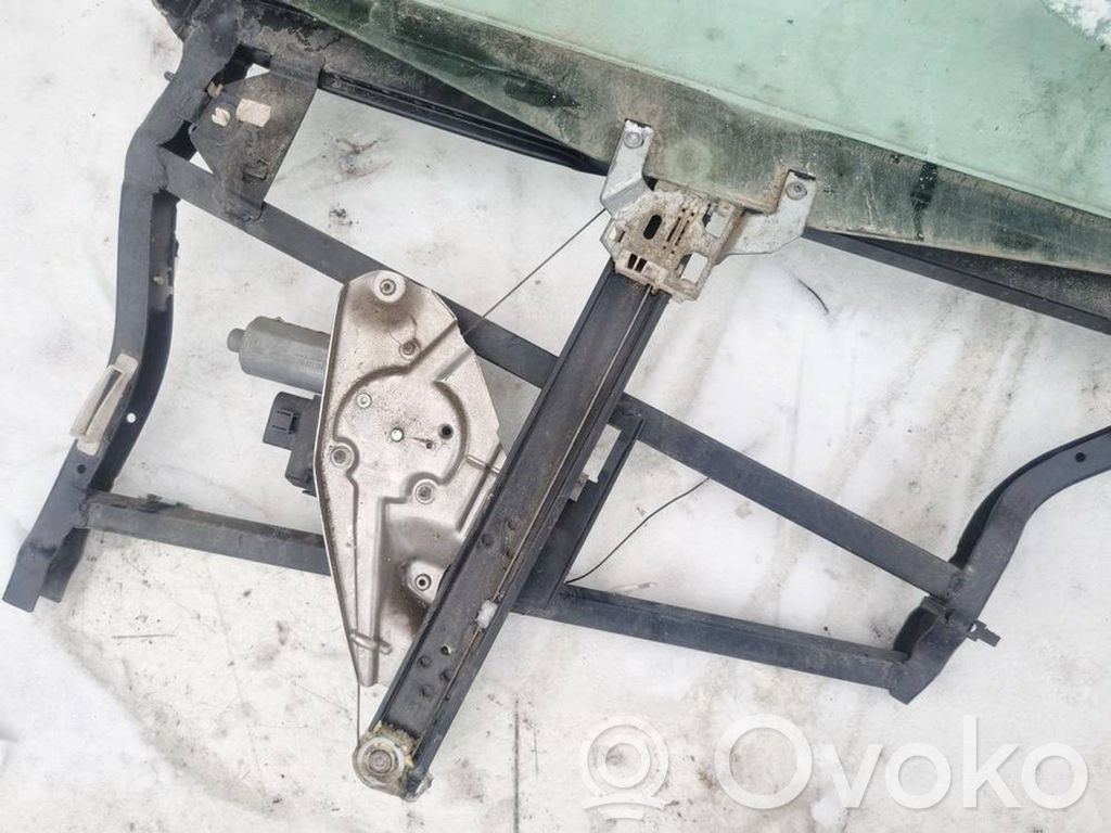 Audi A6 S6 C5 4B Alzacristalli del portellone scorrevole con motorino 