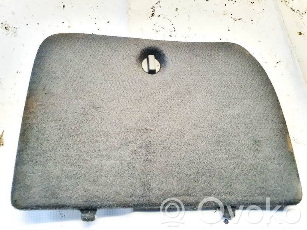 Toyota Avensis T250 Altra parte interiore 