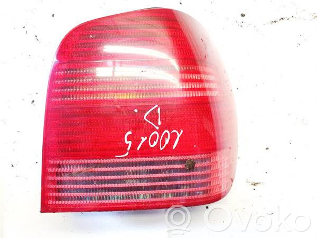 Volkswagen Polo III 6N 6N2 6NF Lampă spate în caroserie 