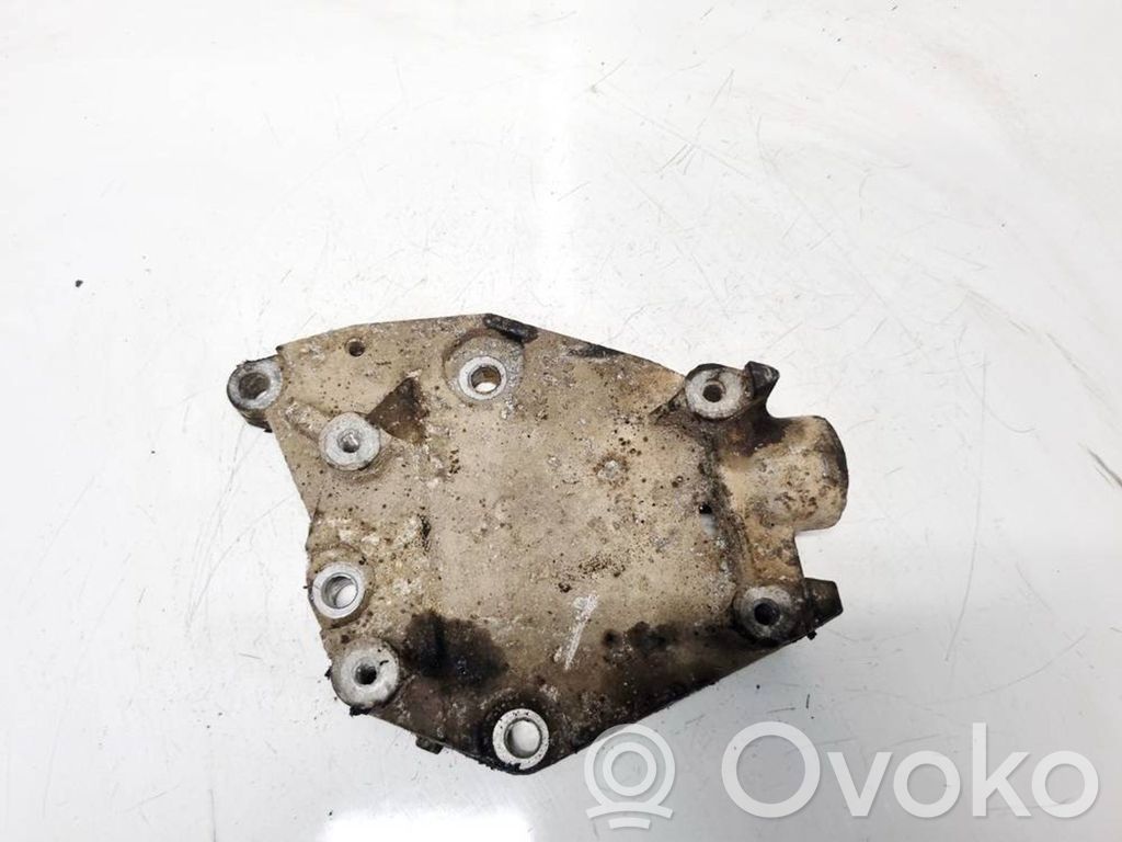 Engine mounting bracket   4792077,4792077