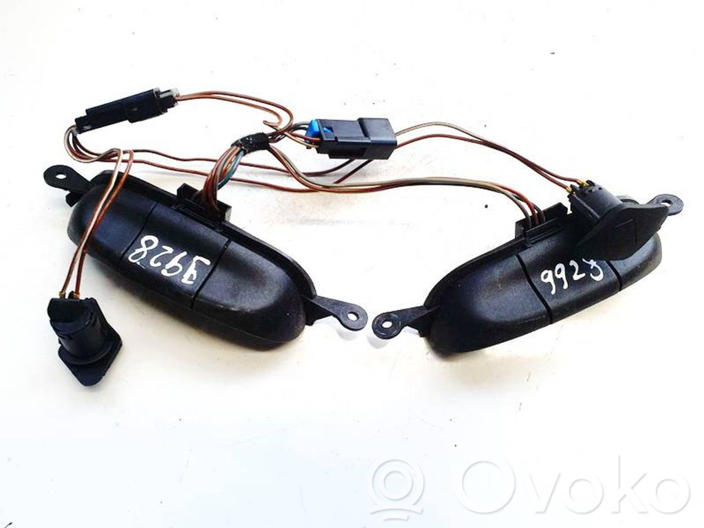Boutons / interrupteurs volant   6014387,90561159,6014387,90561159