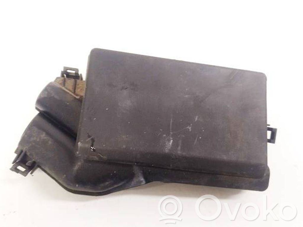 Nissan Note (E12) Capac cutie siguranțe 