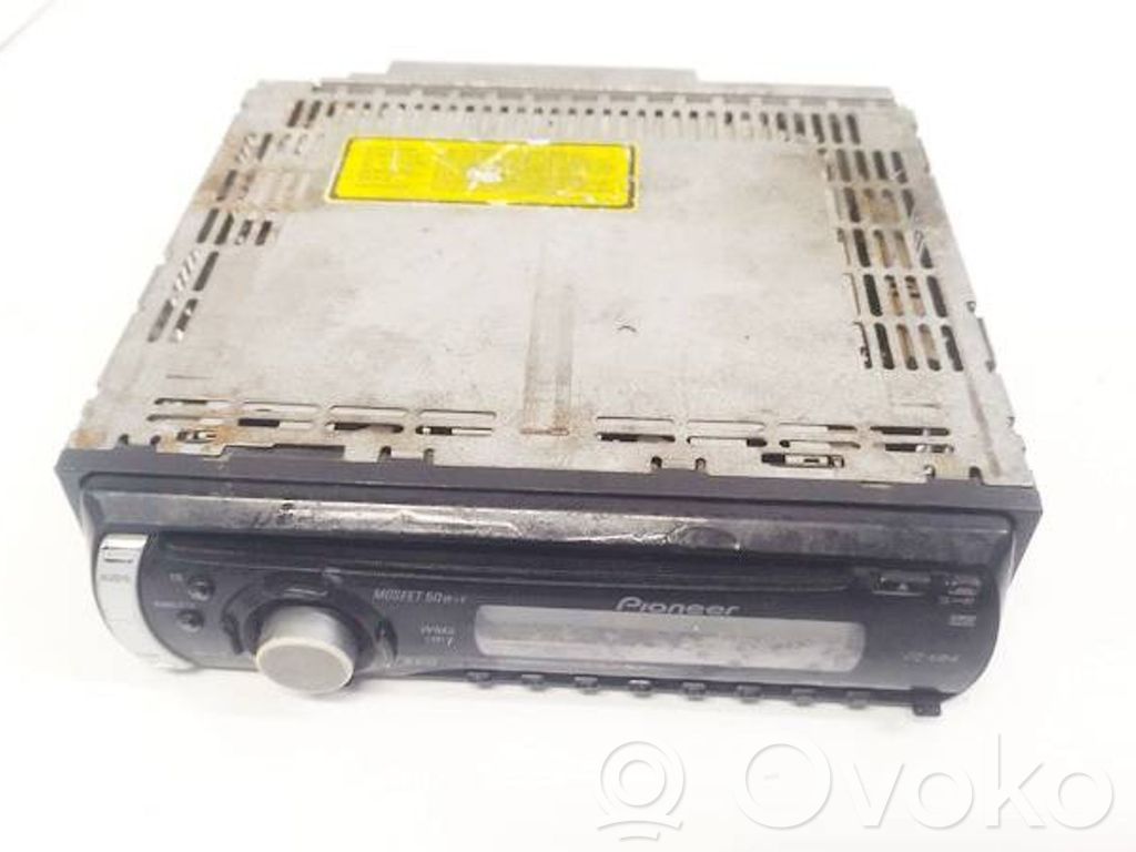 Radio / CD-Player / DVD-Player / Navigation   E6030167,E6030167