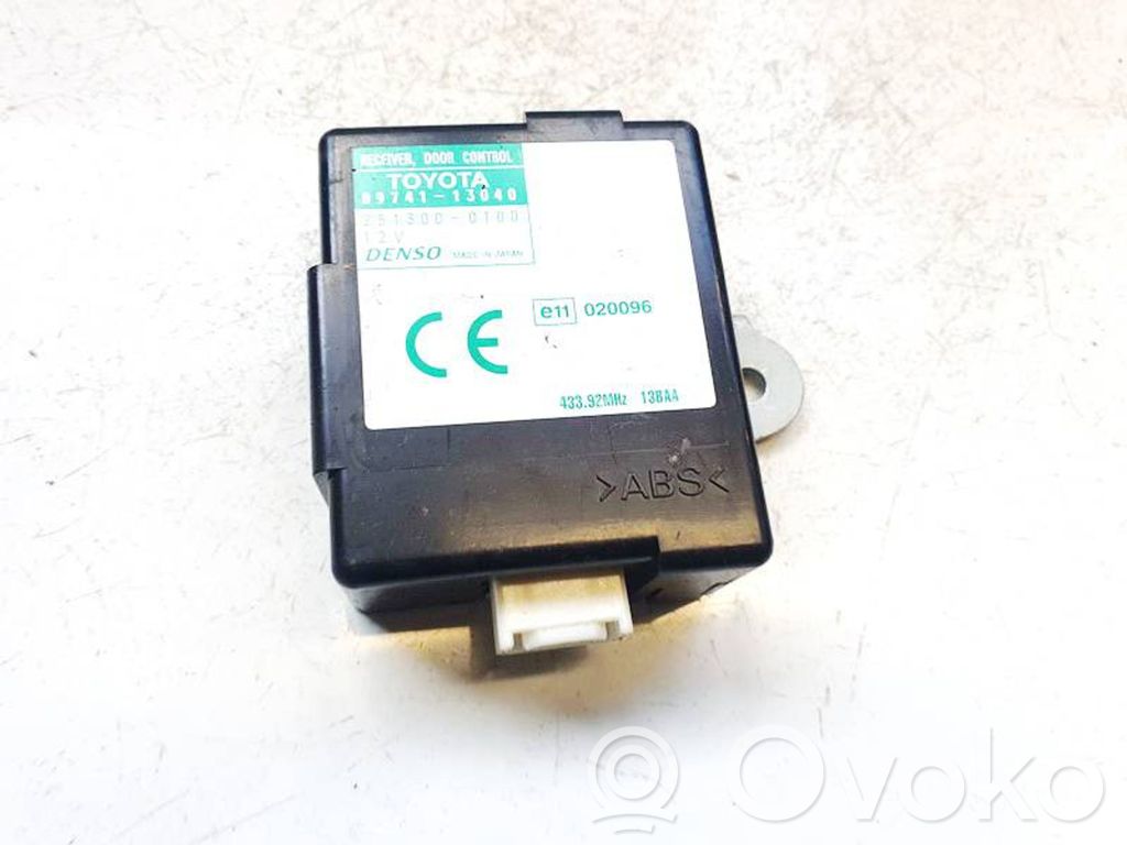 Toyota Corolla Verso E121 Centralina/modulo portiere