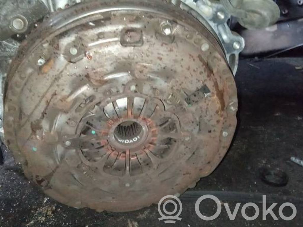 Toyota Avensis T270 Kit frizione 