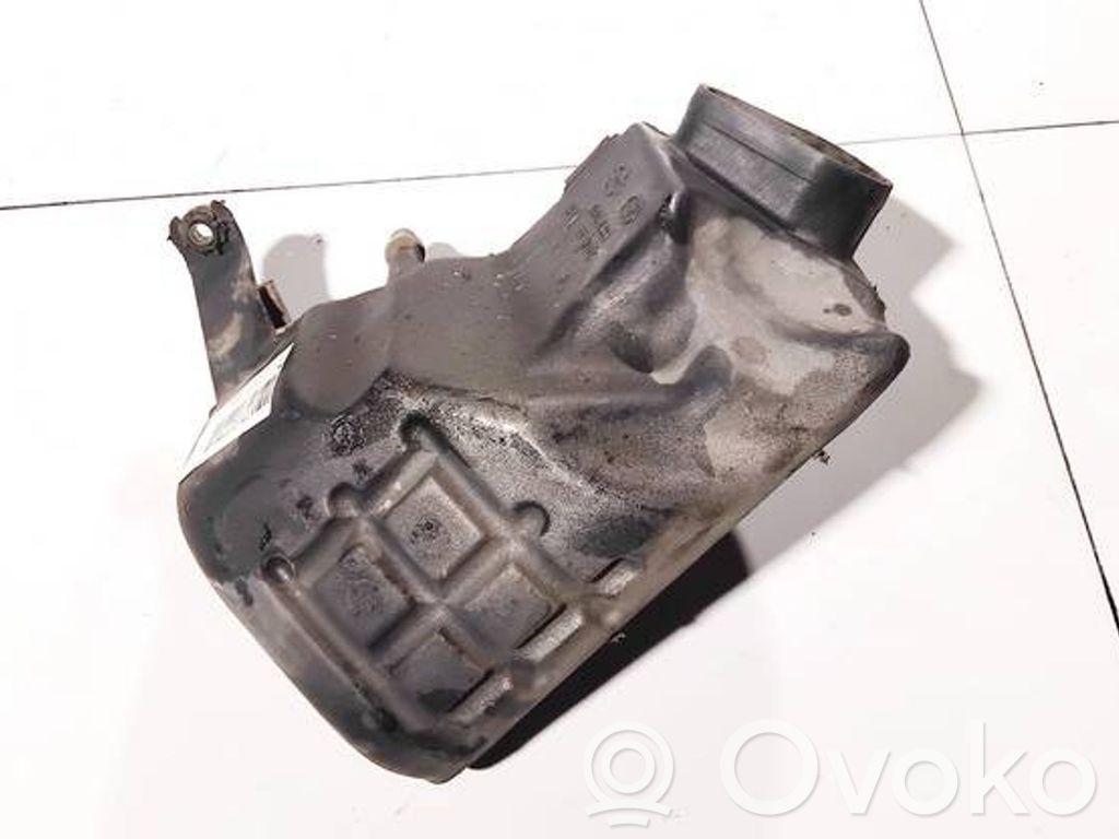 Nissan Quest Obudowa filtra powietrza 