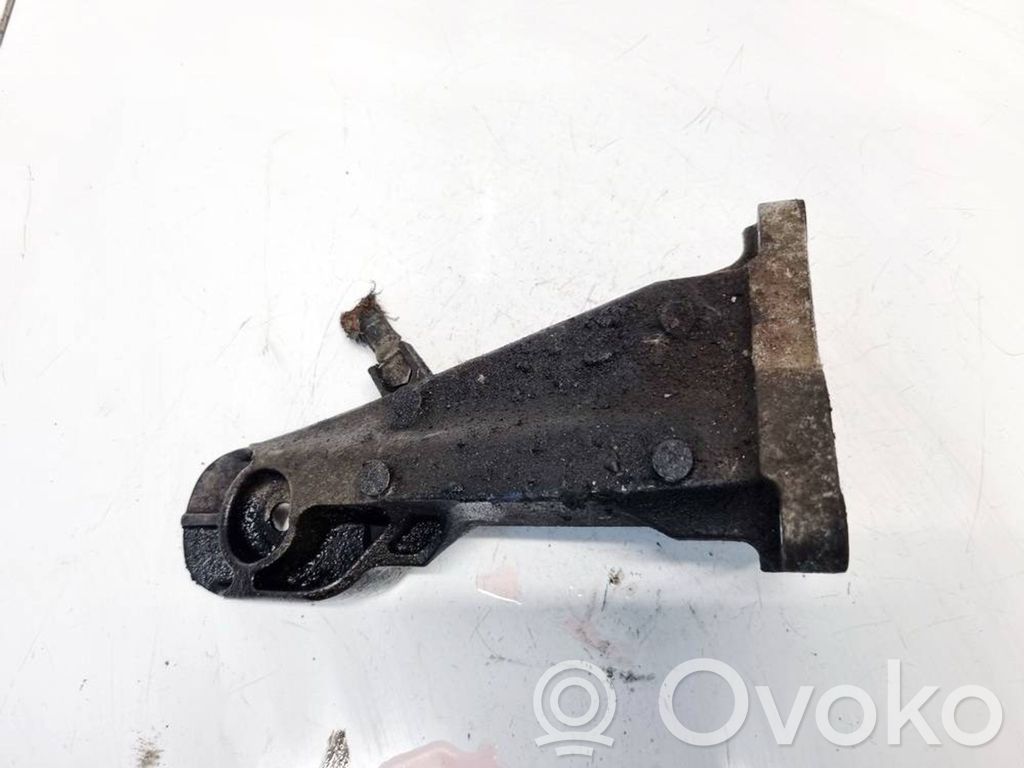 BMW 5 E60 E61 Engine mounting bracket 