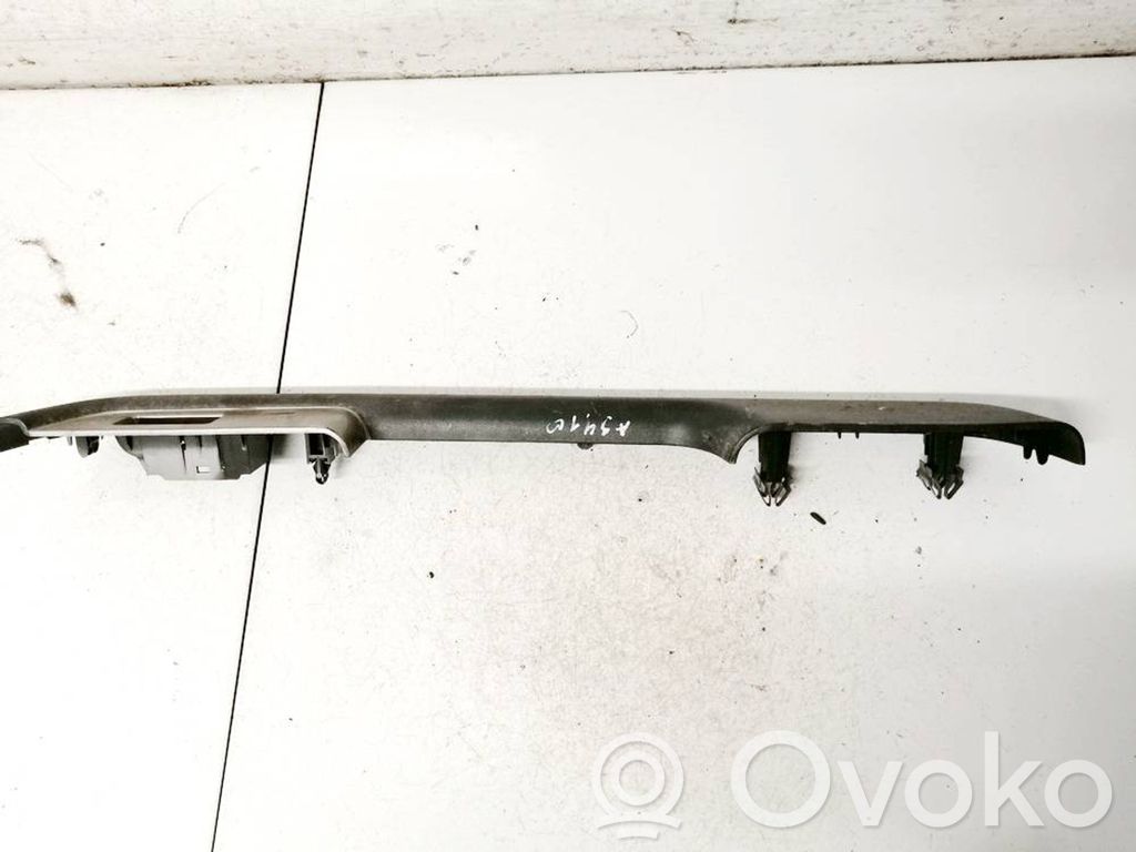 Nissan X-Trail T30 Rivestimento pulsantiera finestrino della portiera anteriore