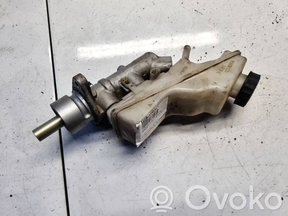 Toyota Avensis T250 Cilindro del sistema frenante