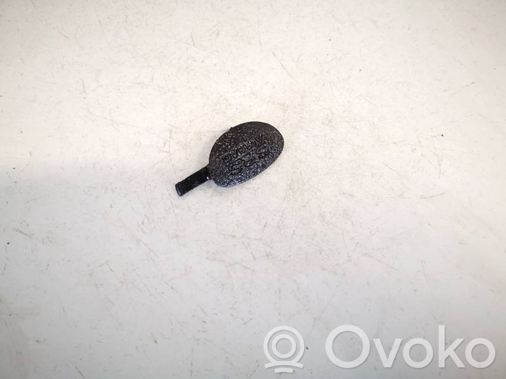 Chrysler 200 Kita salono detalė 