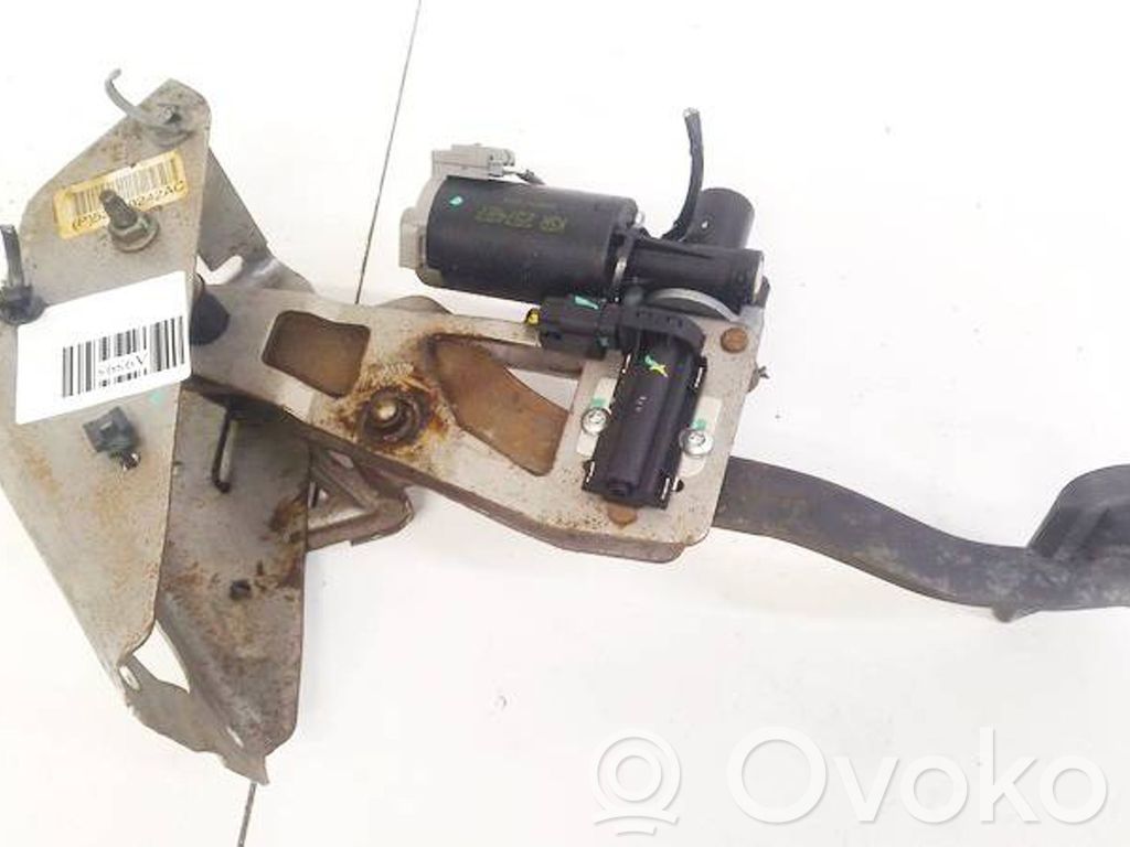 Clutch pedal   P52089242AC,P52089242AC