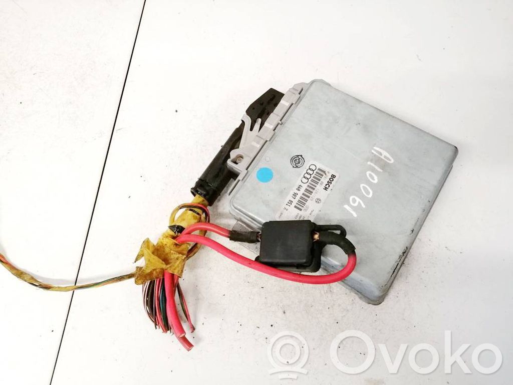 Opel Zafira B Unitate/modul de control motor 