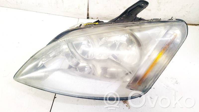 Ford Focus C-MAX Faro/fanale