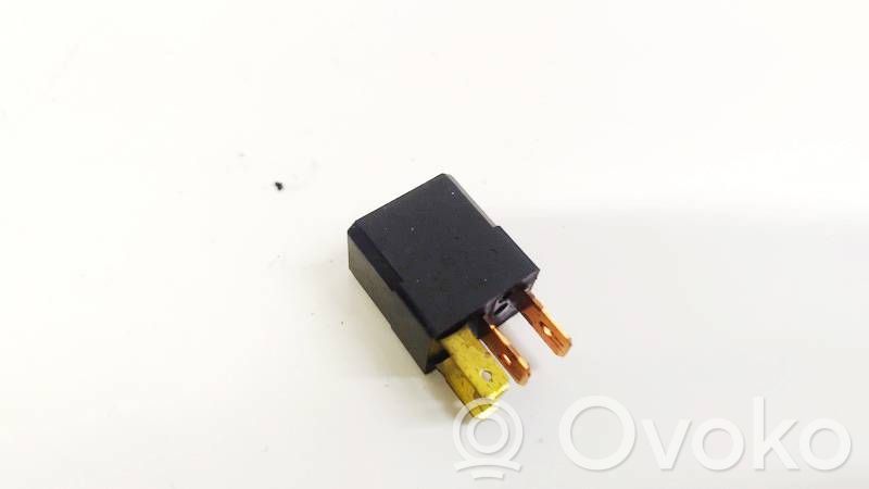 Sonstige Relais   ACM33221,ACM33221