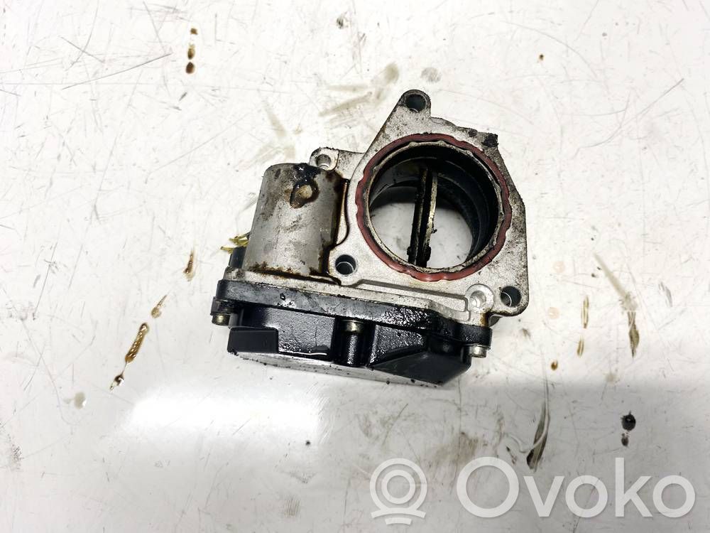 Volkswagen PASSAT B6 Throttle valve 