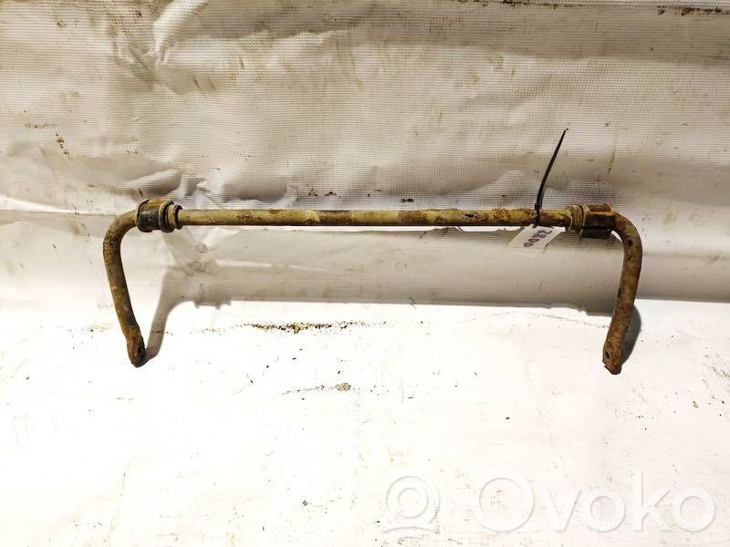 Barra estabilizadora delantera