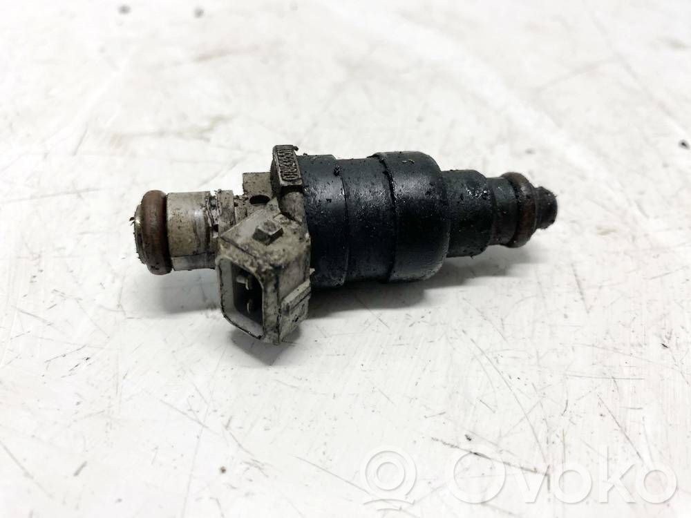 Audi A4 S4 B5 8D Inyector de combustible 