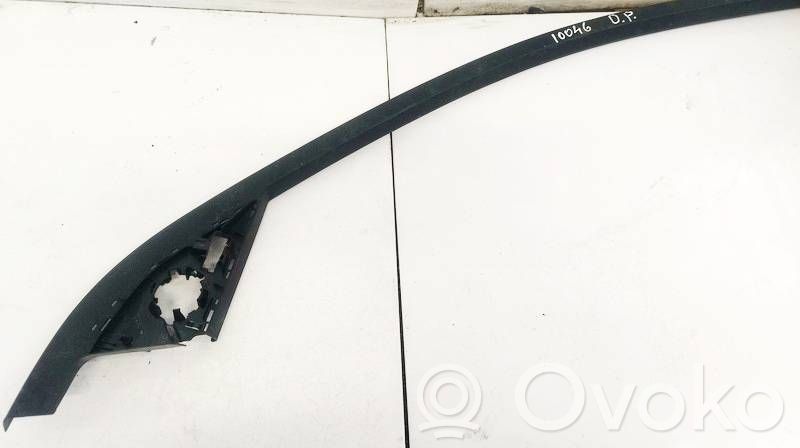Audi A4 S4 B8 8K Listwa / Uszczelka szyby drzwi 