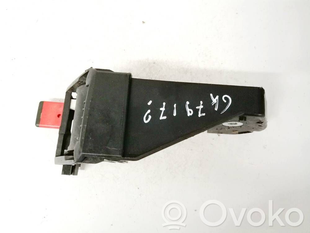 Fiat Ulysse Gatillo de cierre del asiento trasero 