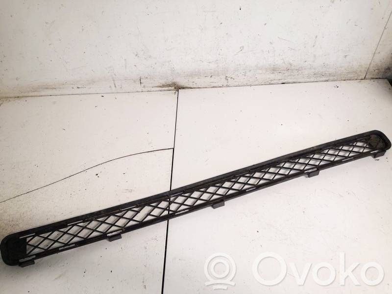 Toyota RAV 4 (XA30) Mascherina inferiore del paraurti anteriore 