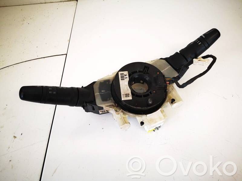 Nissan Primera Commodo, commande essuie-glace/phare