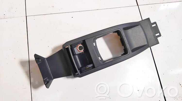 Volkswagen Polo IV 9N3 Inne części wnętrza samochodu 
