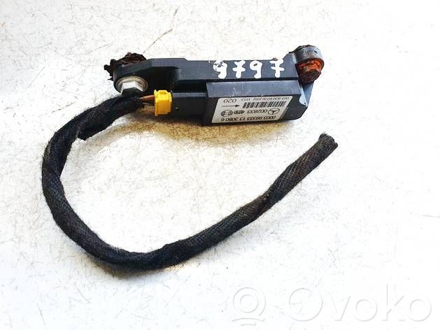 Mercedes-Benz C W202 Sensore d’urto/d'impatto apertura airbag 