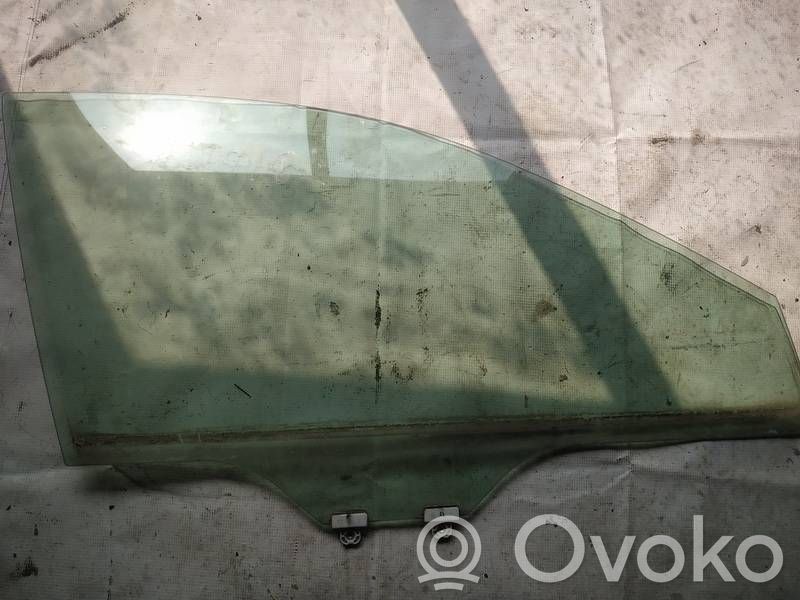 Subaru Outback Vetro del finestrino della portiera anteriore - quattro porte