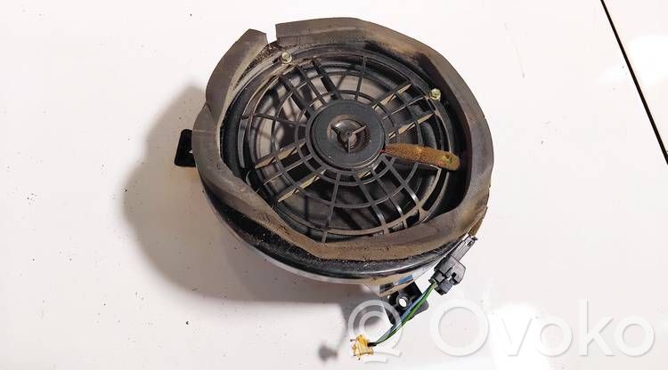 Mercedes-Benz ML W163 Etuoven kaiutin