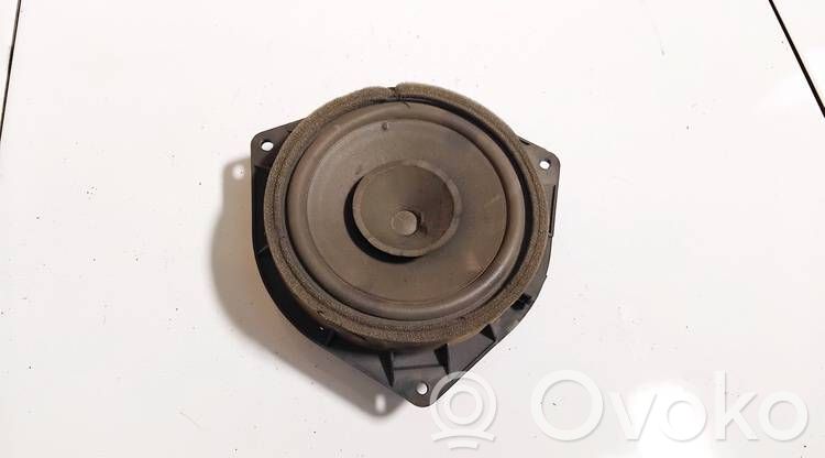 Toyota Corolla E120 E130 Altavoz de la puerta delantera 