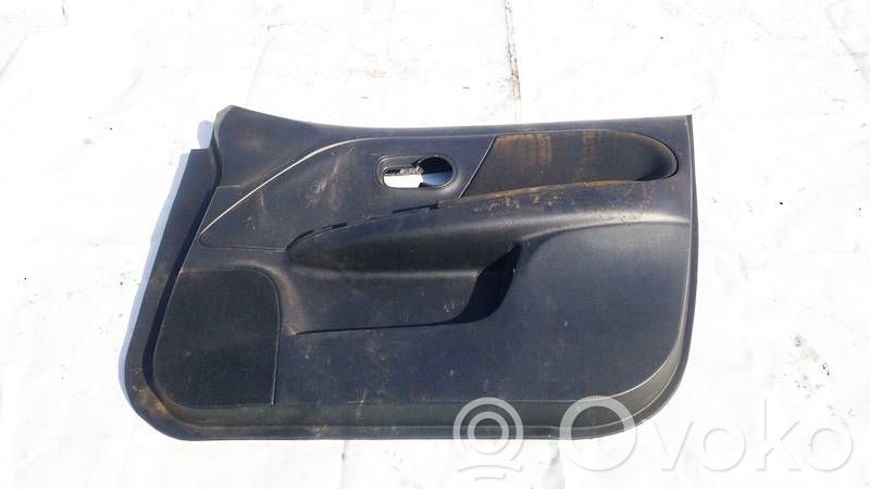 Nissan Note (E11) Revestimiento de puerta delantera