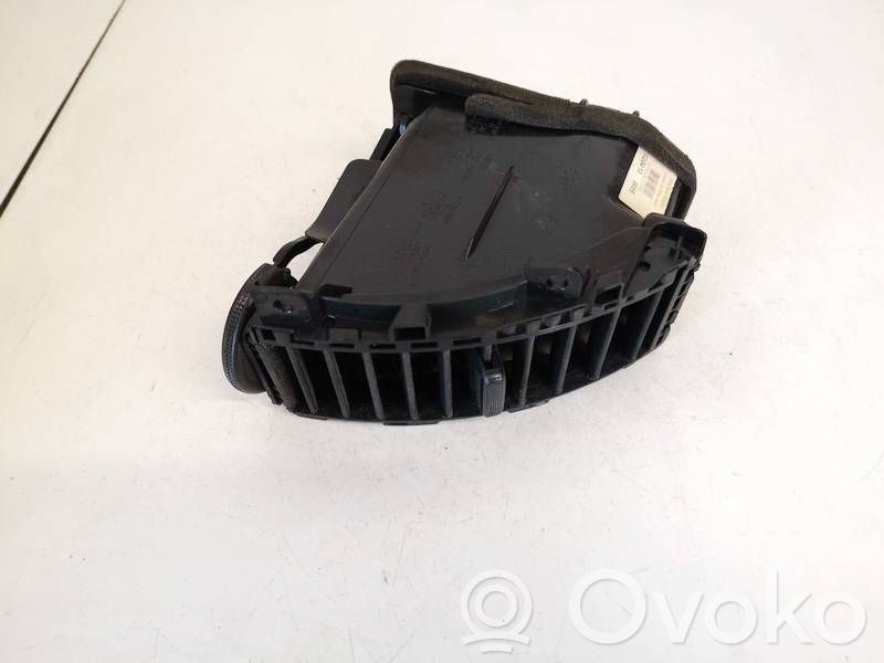 Nissan Note (E11) Dash center air vent grill 