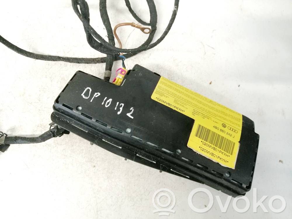 Airbag de siège   4B0880242J,BAMPT11103,4B0880242J,BAMPT11103