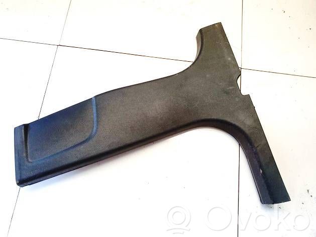 Skoda Yeti (5L) Rivestimento montante (B) (superiore) 